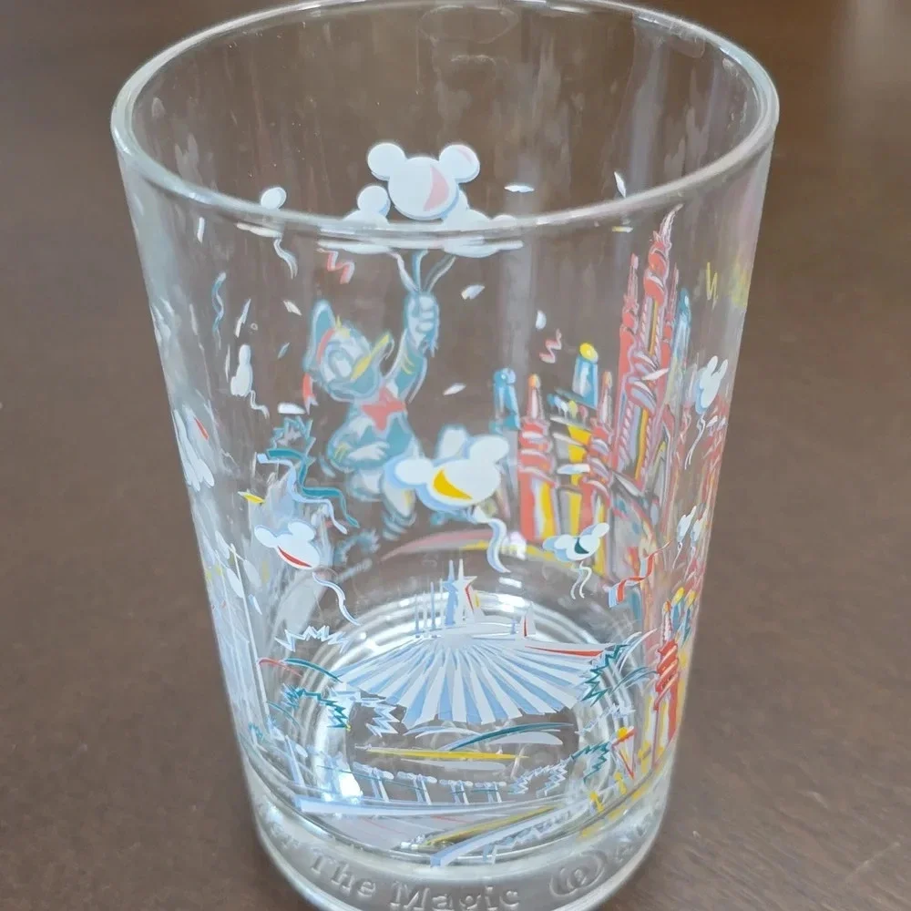 DISNEY Colorful 25th Celebration Glass Donald‎